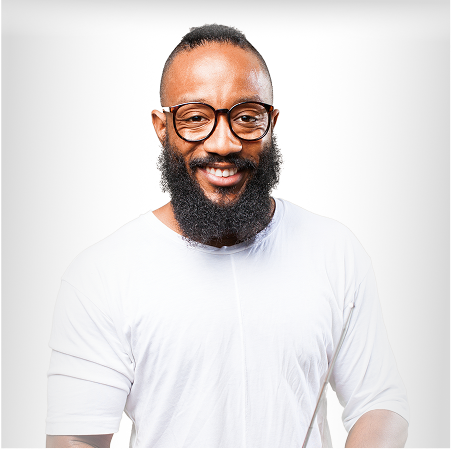 Victor Pérez, barbero en Anyelo RD Barbershop